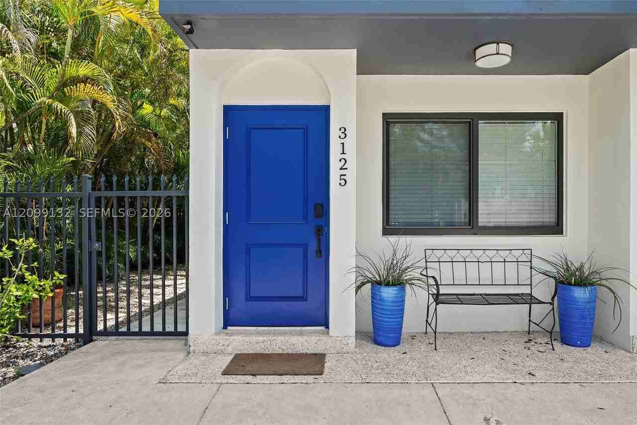 3125 Virginia St #2 - Photo 2 of 35
