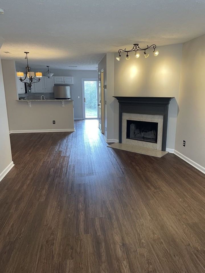554 Flintlock Ct - Photo 4 of 18