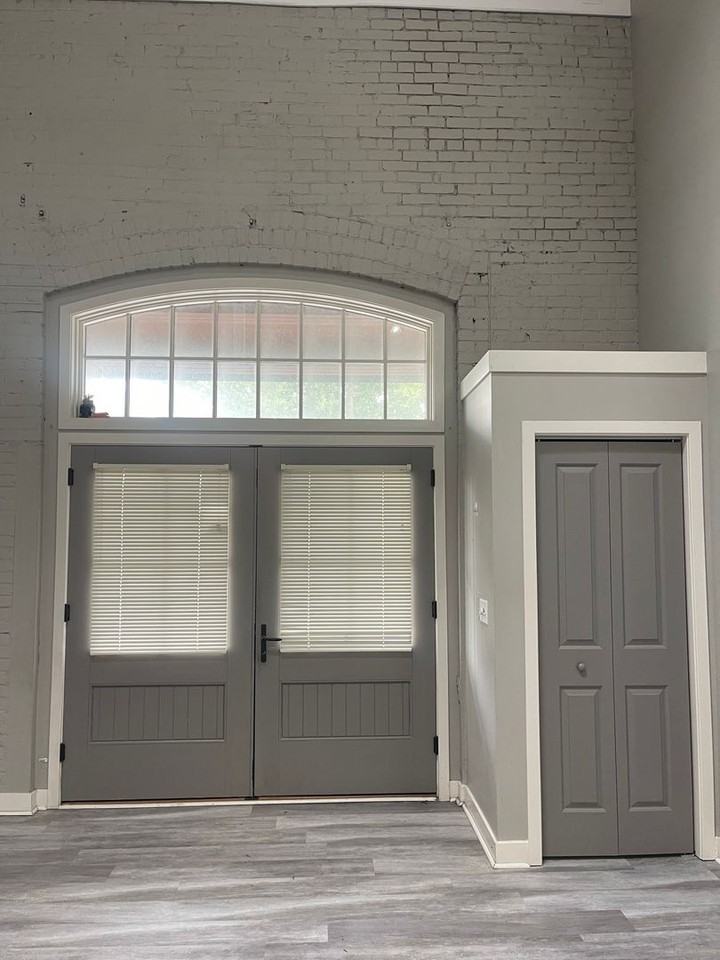 68 Tonawanda St - Photo 2 of 17