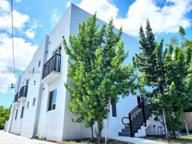 580 Nw 34th St #5 - Photo 1 of 1