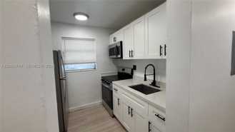 12215 W Dixie Hwy #308 - Photo 1 of 1