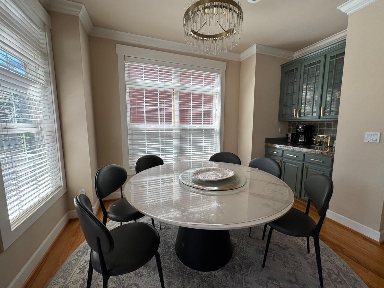 N 27th Pl - Photo 4 of 14