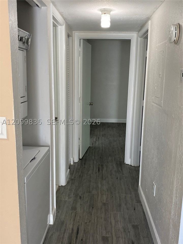 1714 Nw 56th Ave #1714 - Photo 7 of 19