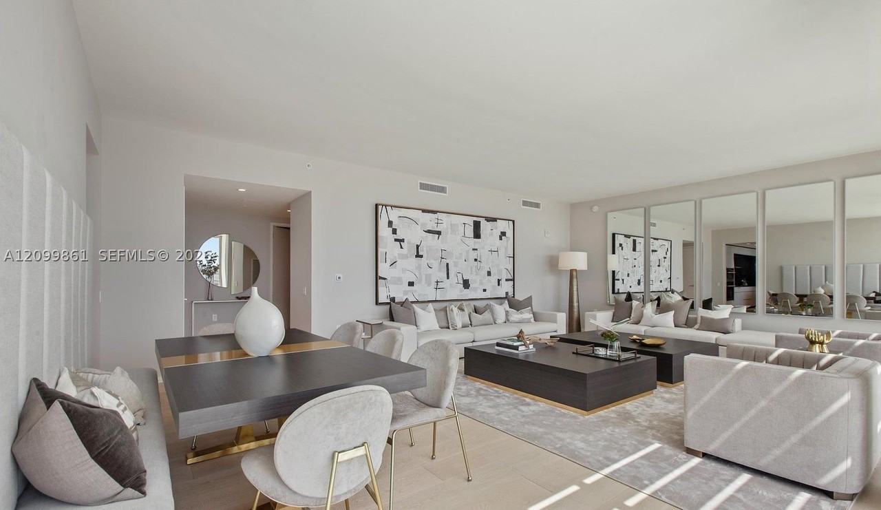 300 Collins Ave #PH2 - Photo 3 of 21