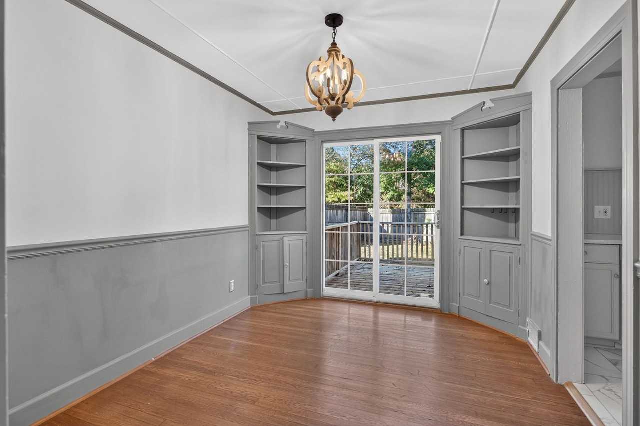 130 Braddock Rd - Photo 5 of 15
