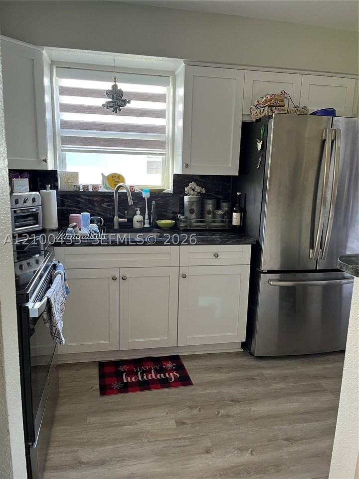 7810 Nw 11th Ct - Photo 7 of 30