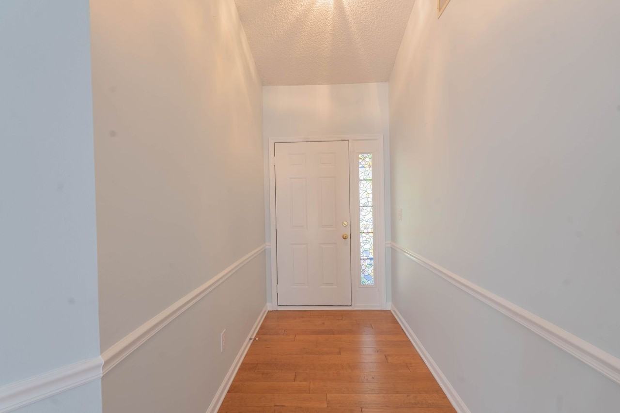 12312 Autumn Blaze Dr - Photo 4 of 27