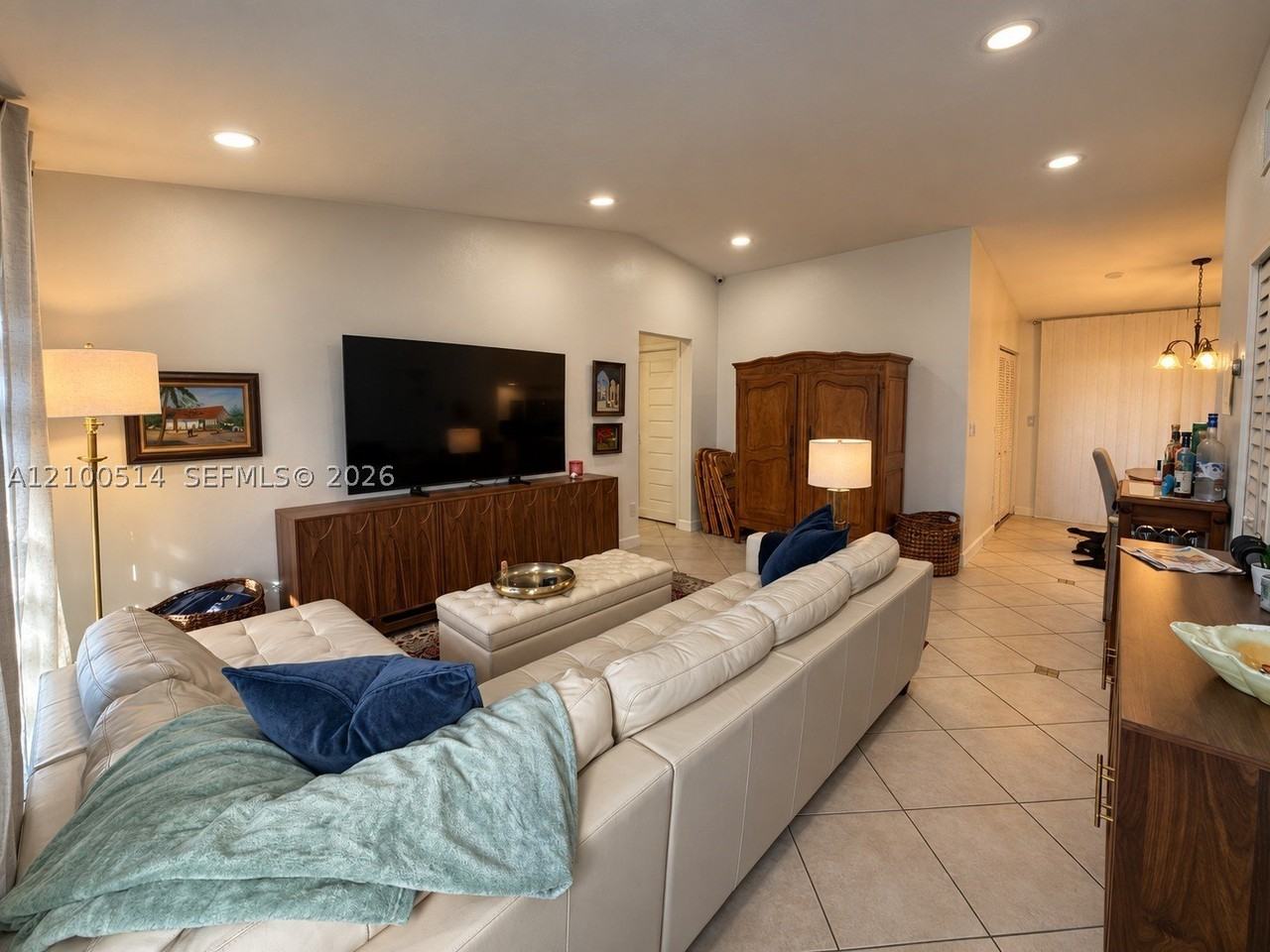 11101 Sw 122nd Ct - Photo 3 of 17