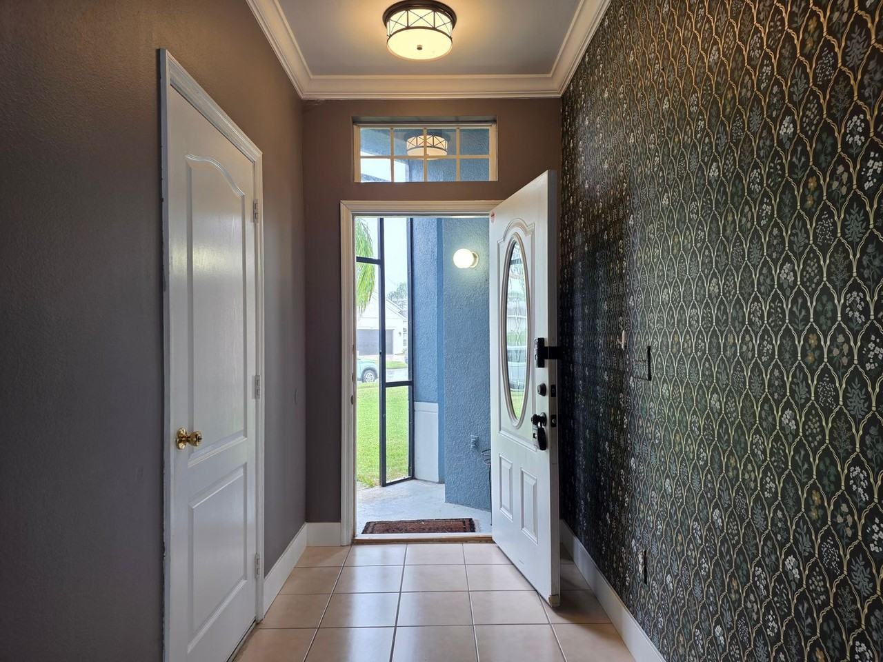 4908 Waterside Pointe Cir - Photo 5 of 33