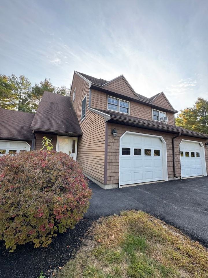26 Merrymeeting Dr