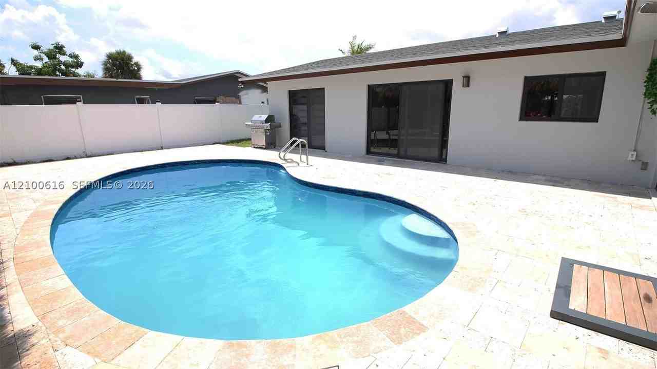 1415 W Camino Real #0 - Photo 7 of 16