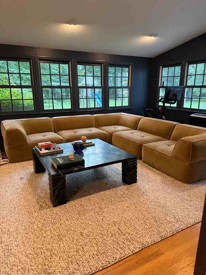 15 Joanne Ln - Photo 3 of 50