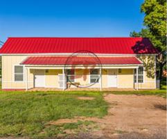 featured image of 301 N Guadalupe St