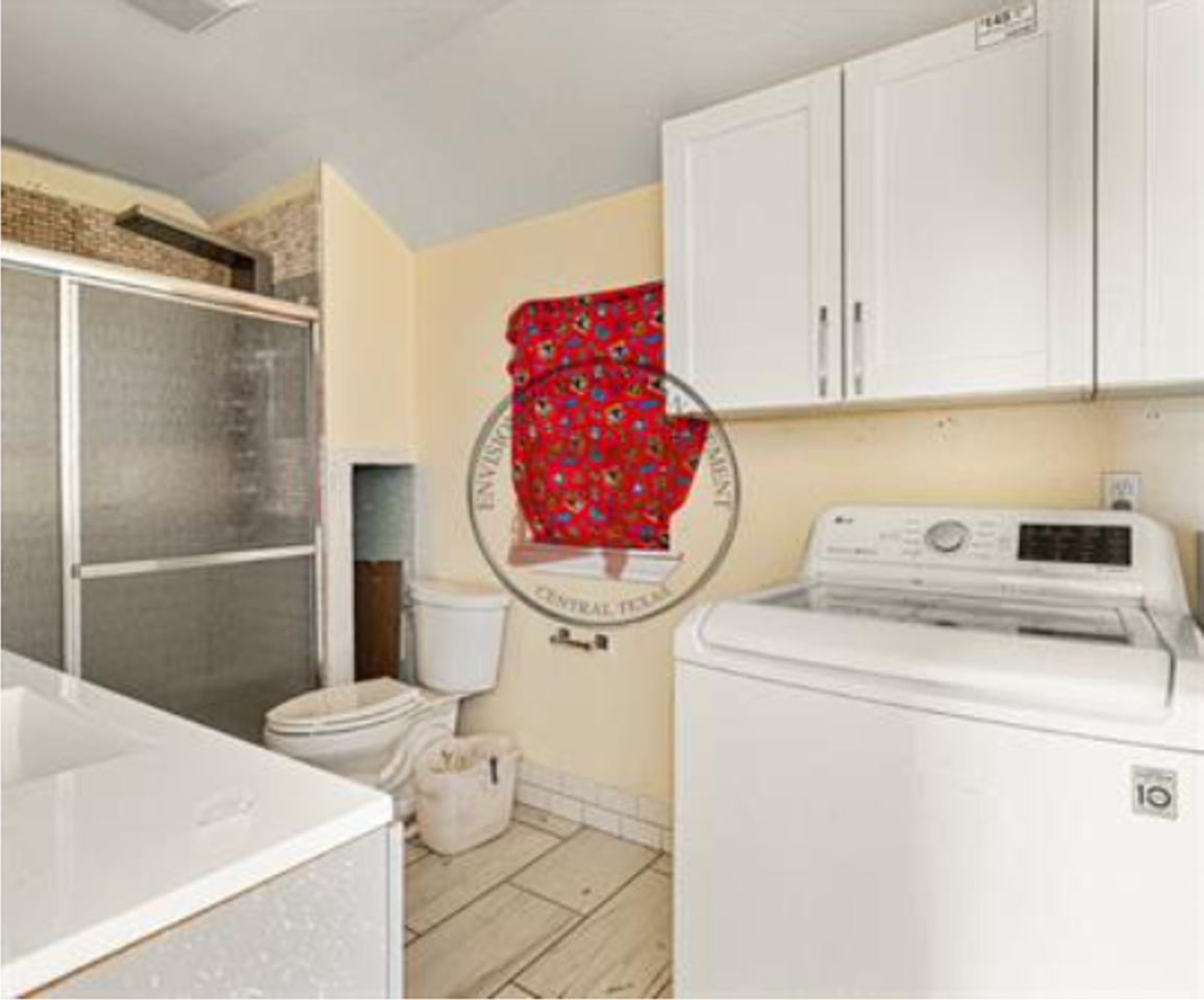 301 N Guadalupe St - Photo 6 of 10
