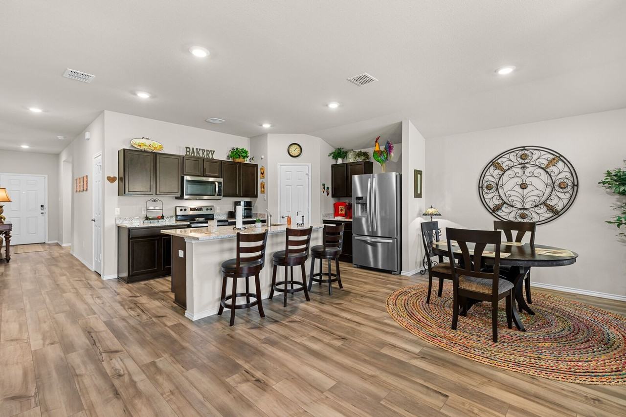 6929 Guadalupe Rd - Photo 3 of 12