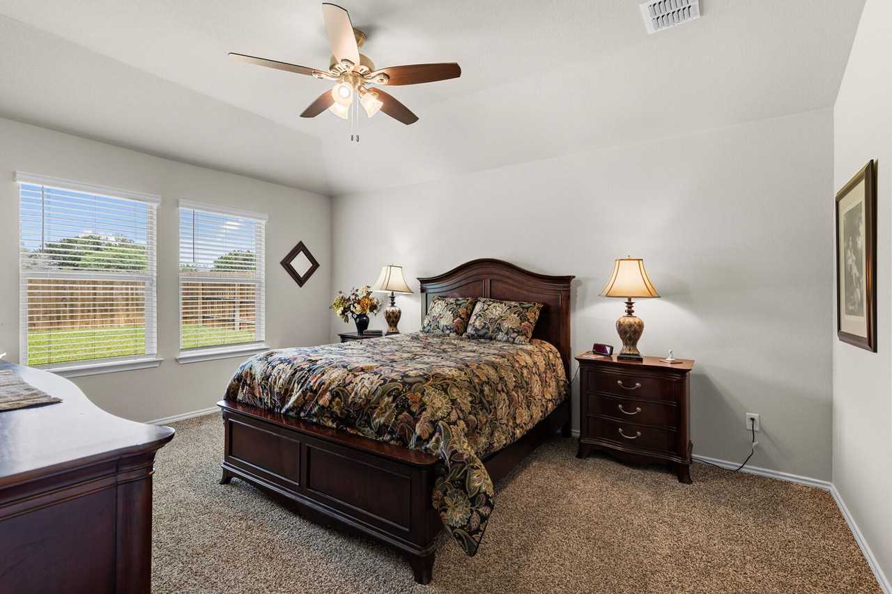 6929 Guadalupe Rd - Photo 5 of 12