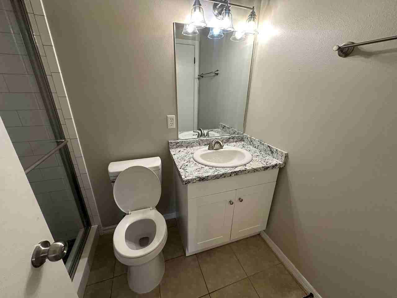 2312 Centennial Blvd - Photo 7 of 13