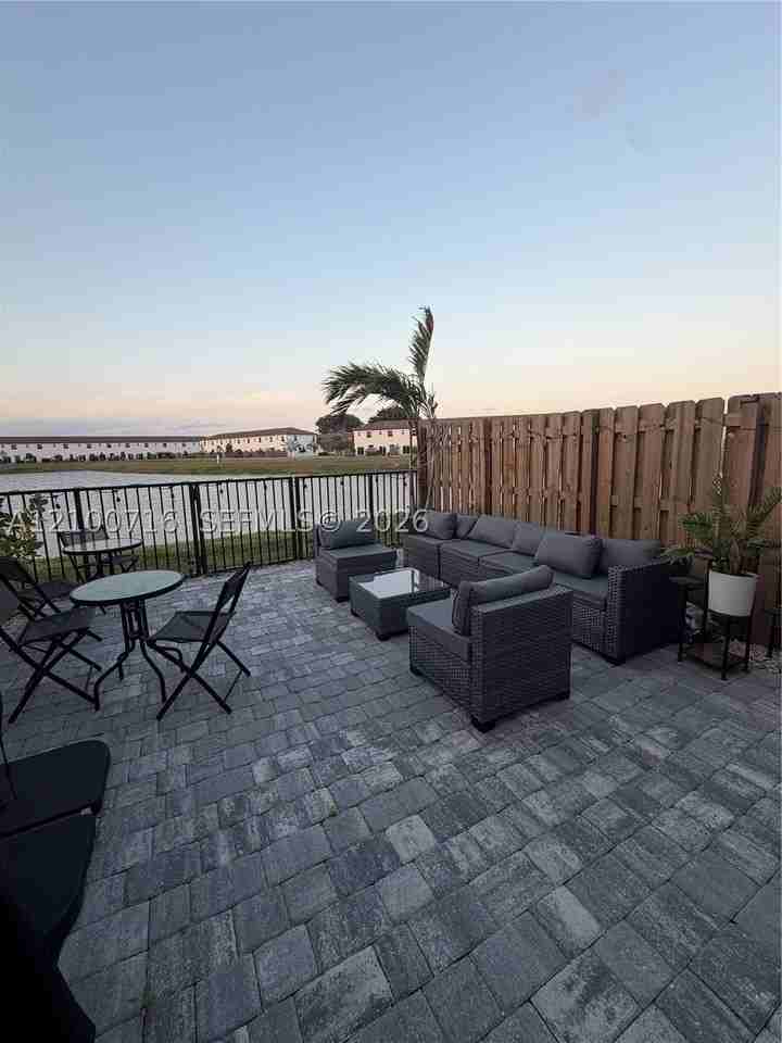 2371 Nw 122nd Ter - Photo 3 of 32