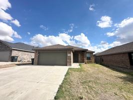 featured image of 816 E 92nd St