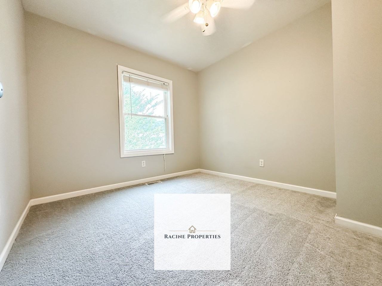 12 Marlow Ln - Photo 5 of 15