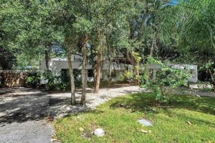 5845 Sw 88th St - Photo 1 of 1