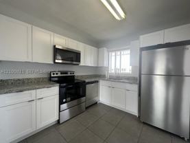 980 Ne 170th St #212 - Photo 1 of 1