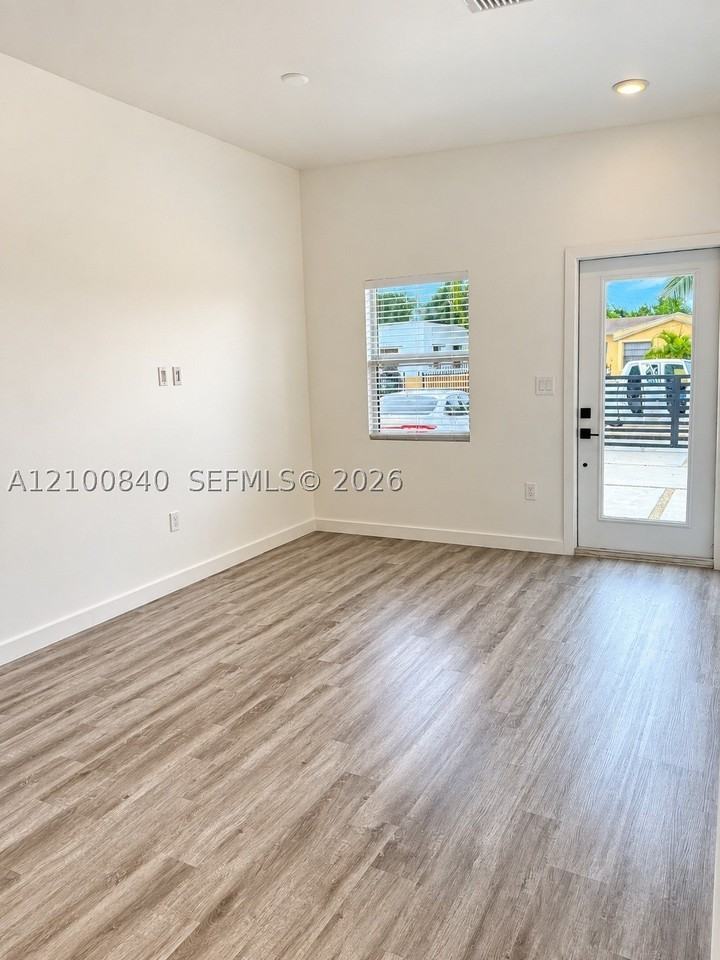 1066 Nw 100th Ter #1 - Photo 5 of 11