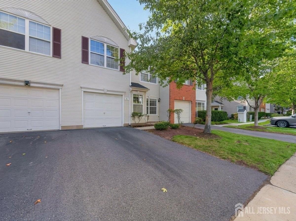 58 Windsong Cir - Photo 2 of 32
