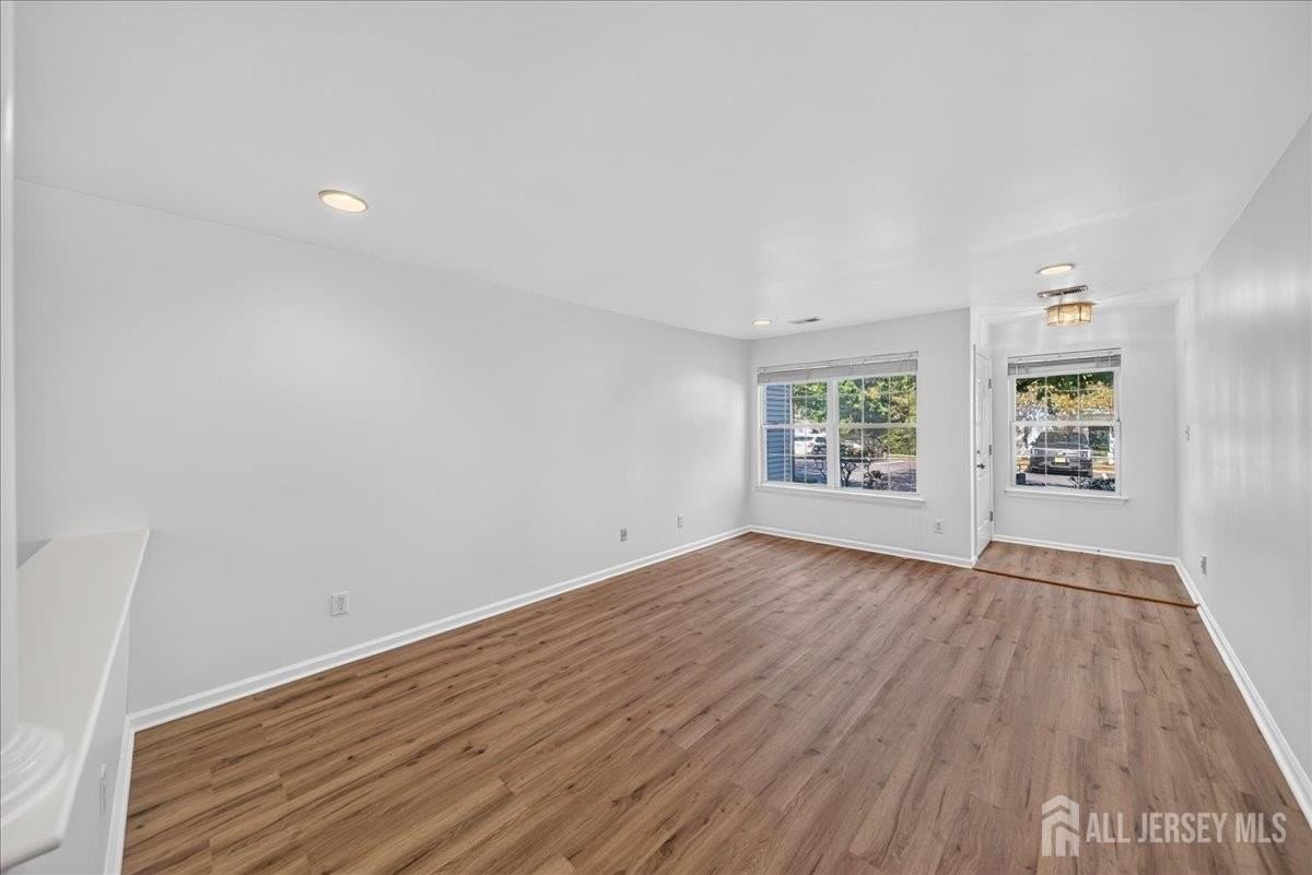 58 Windsong Cir - Photo 4 of 32