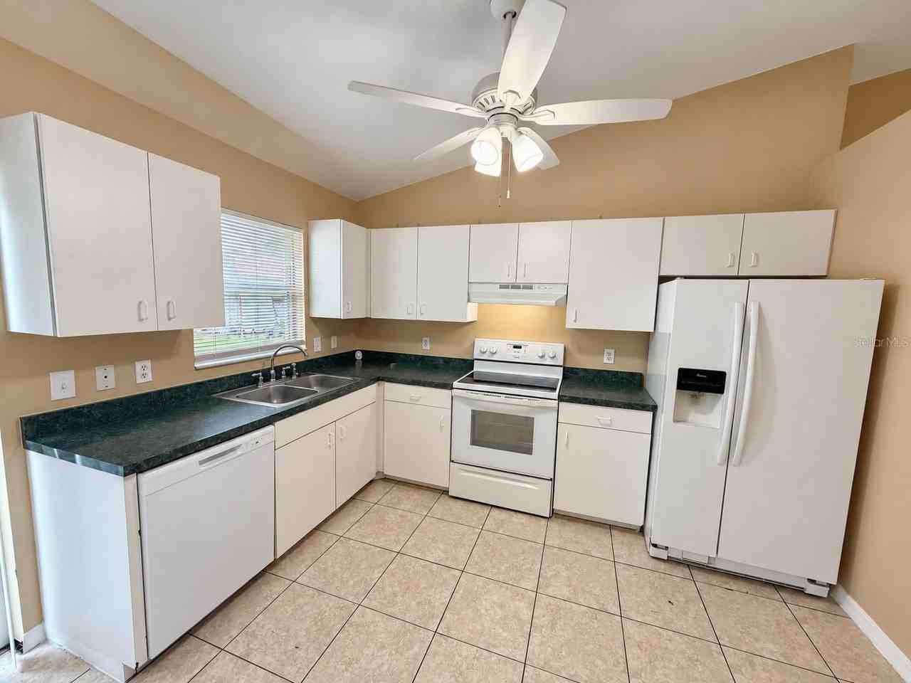 5000 Mink Rd - Photo 4 of 11