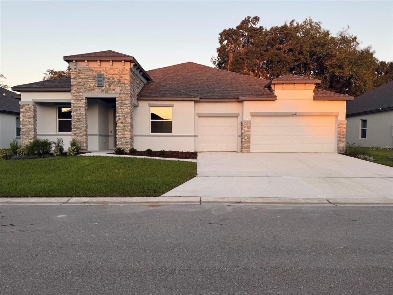 4056 Maggie Loop - Photo 2 of 21
