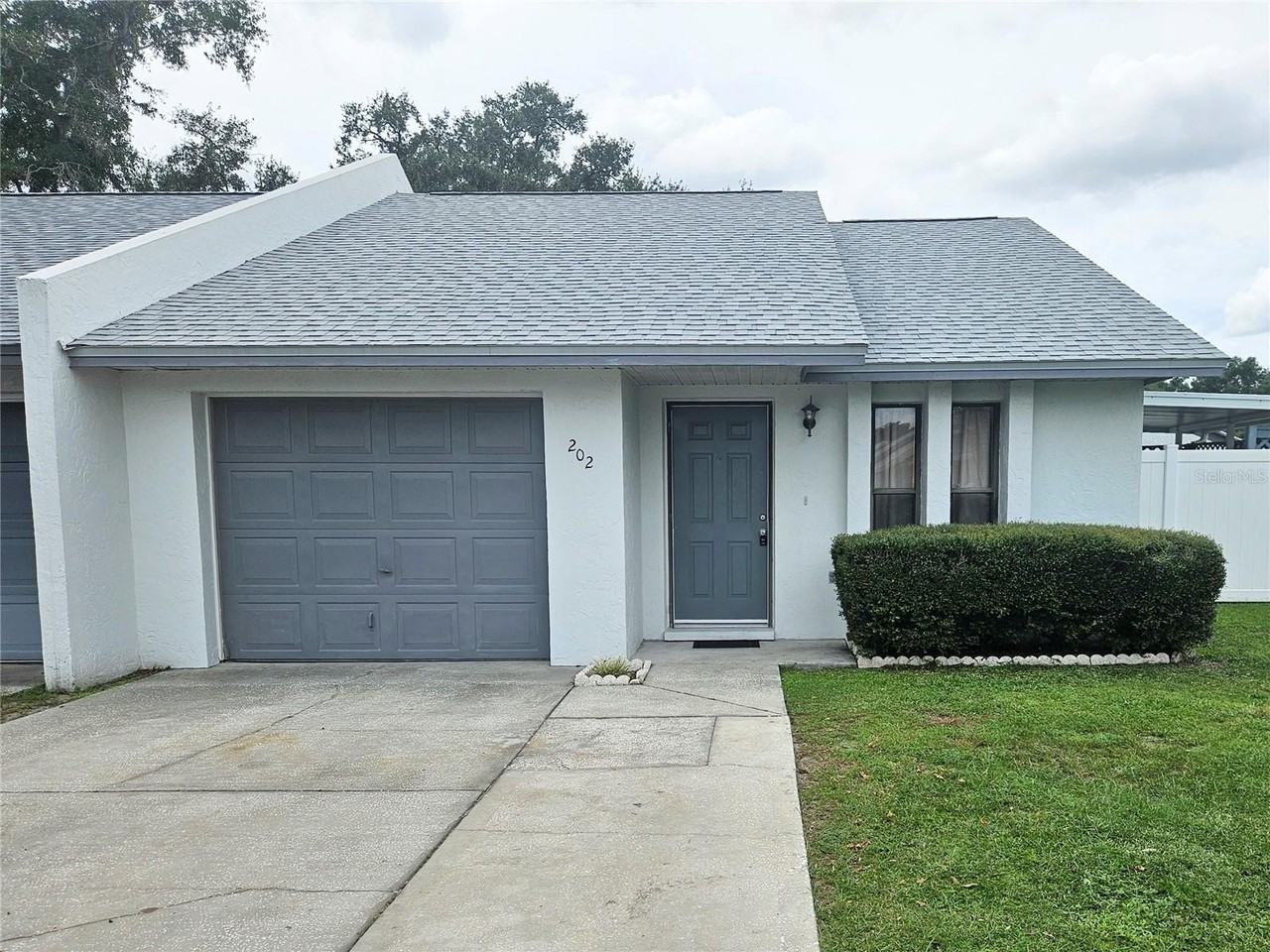 202 Marble Ln - Photo 2 of 21