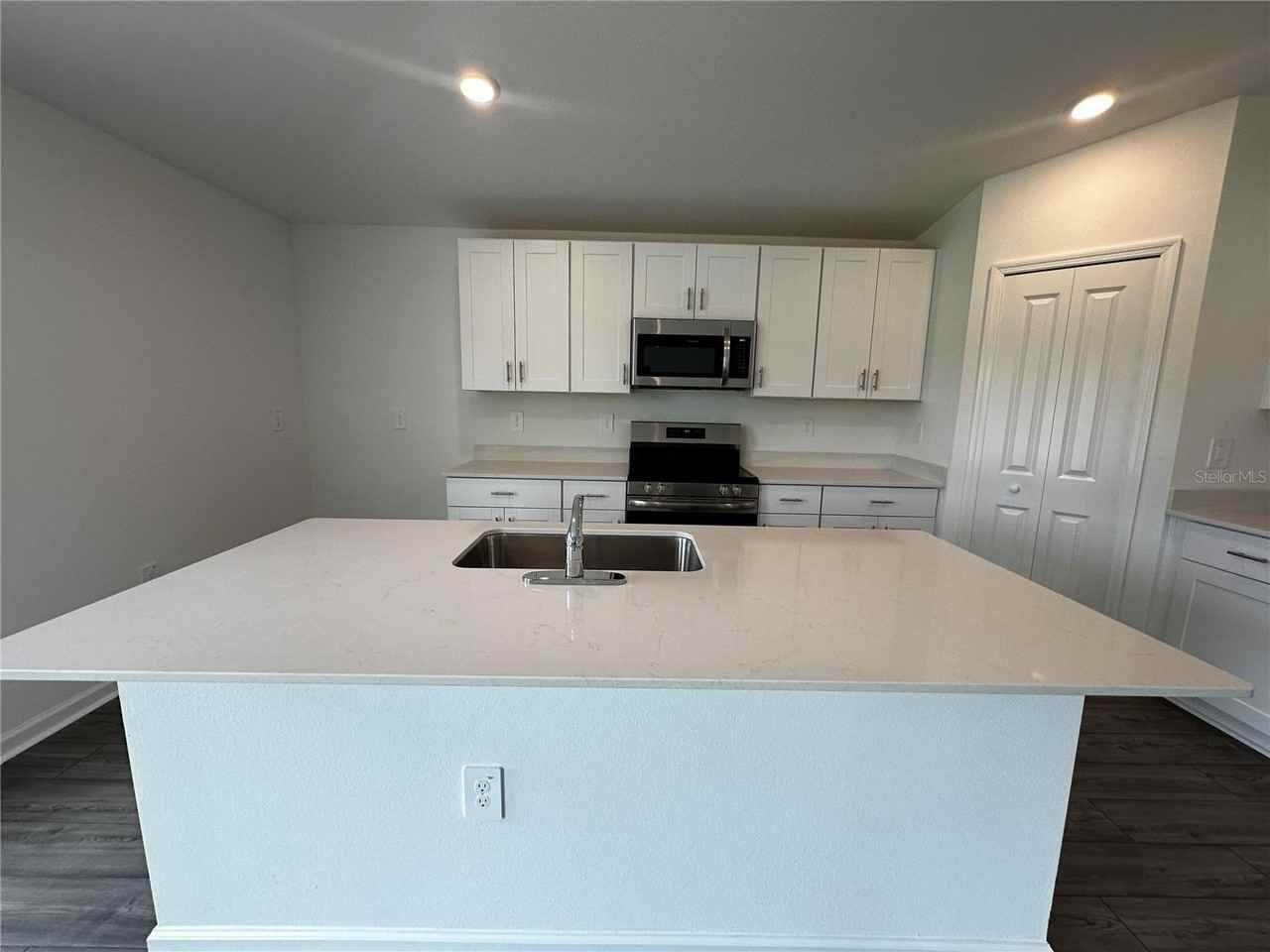4575 Sw 81st Loop - Photo 5 of 16