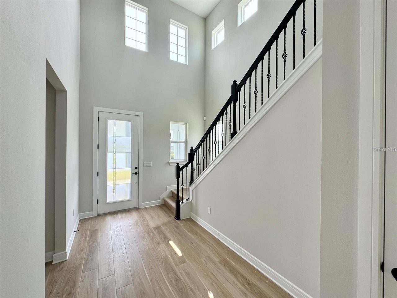 6350 Rover Way - Photo 4 of 27