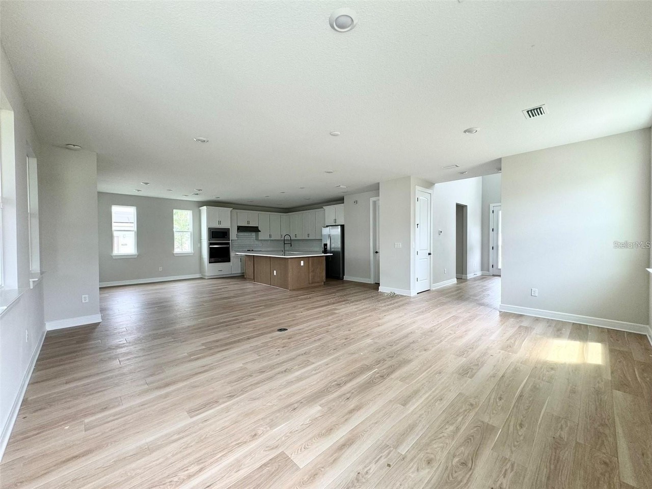 6350 Rover Way - Photo 7 of 27