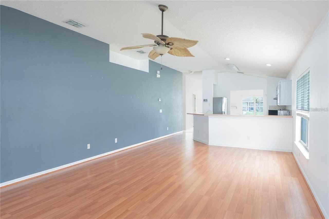 1940 Fawn Meadow Cir - Photo 2 of 4