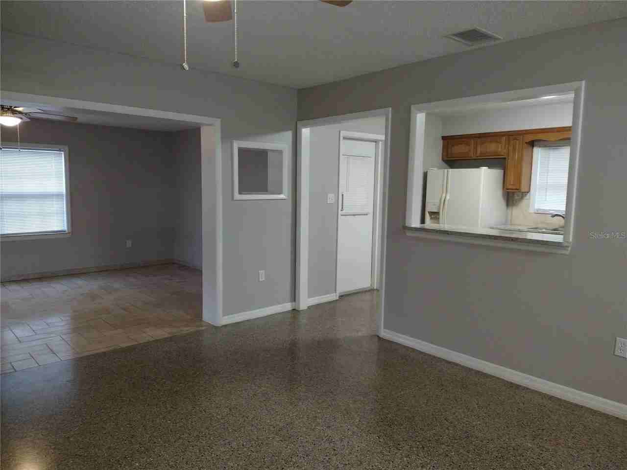 431 Highland Dr - Photo 3 of 33