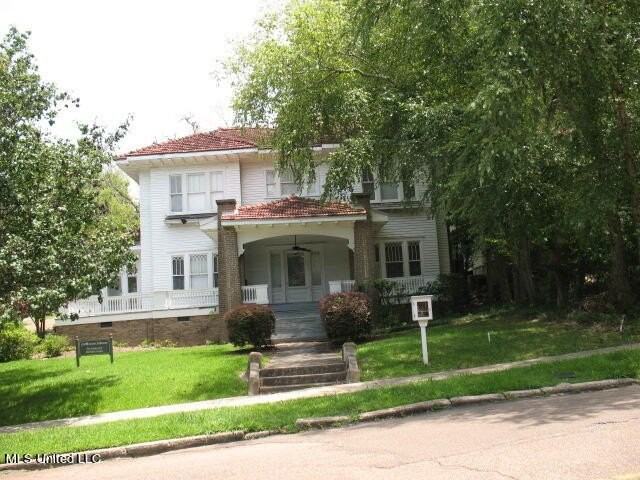 854 N Jefferson St - Photo 2 of 36