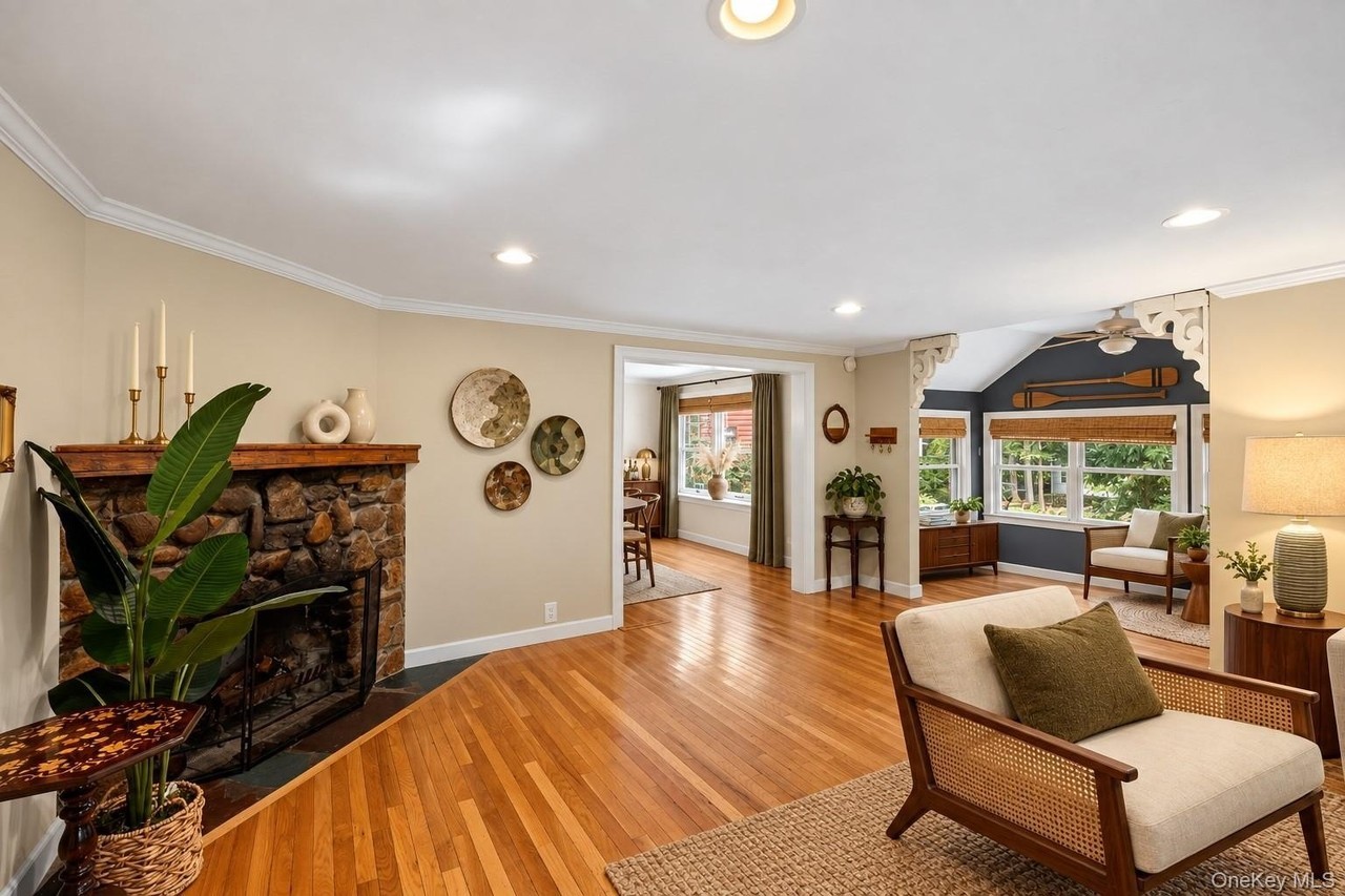 18 Walnut Ave - Photo 5 of 28