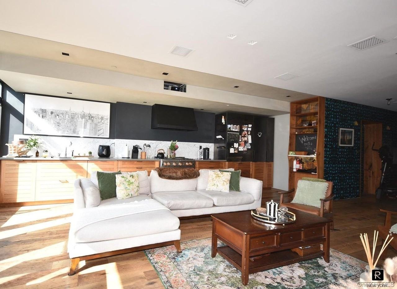 102 Gold St #6F - Photo 2 of 10
