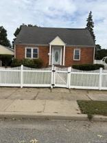 916 Center Dr - Photo 1 of 1