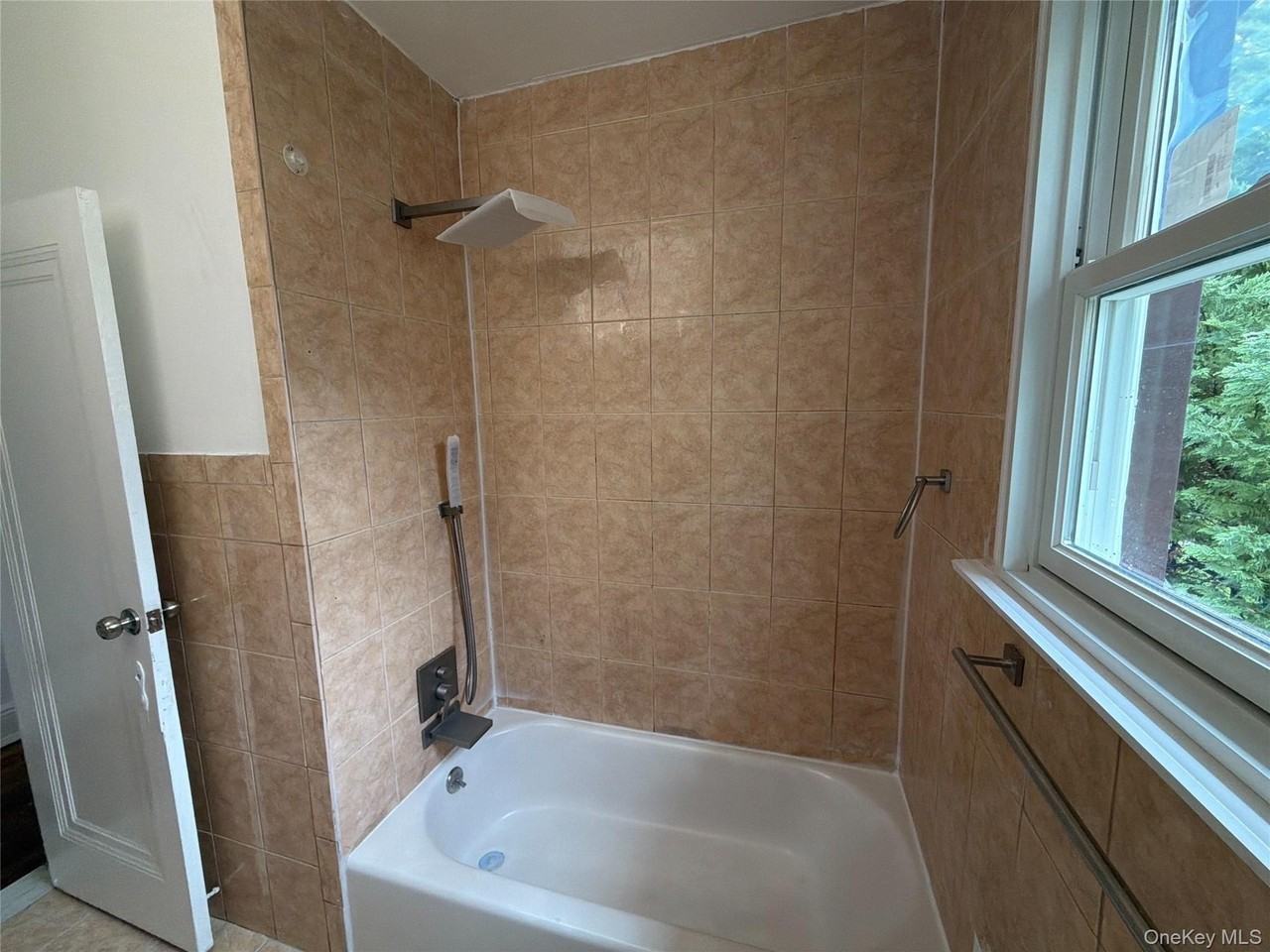 15 Stevens St - Photo 6 of 17