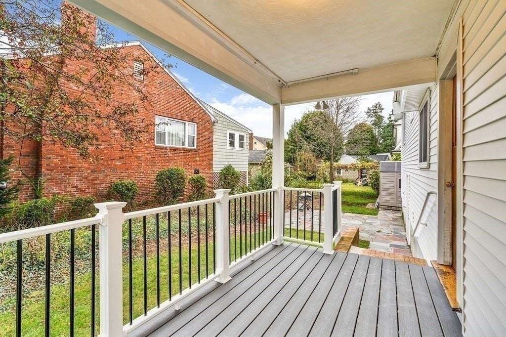 387 Lawrence Rd - Photo 2 of 28