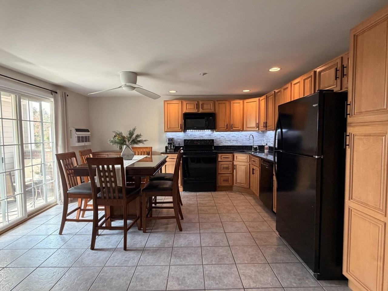 671 Metacom Ave #40 - Photo 3 of 16