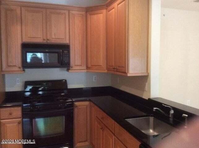 235 Sophee Ln - Photo 3 of 16