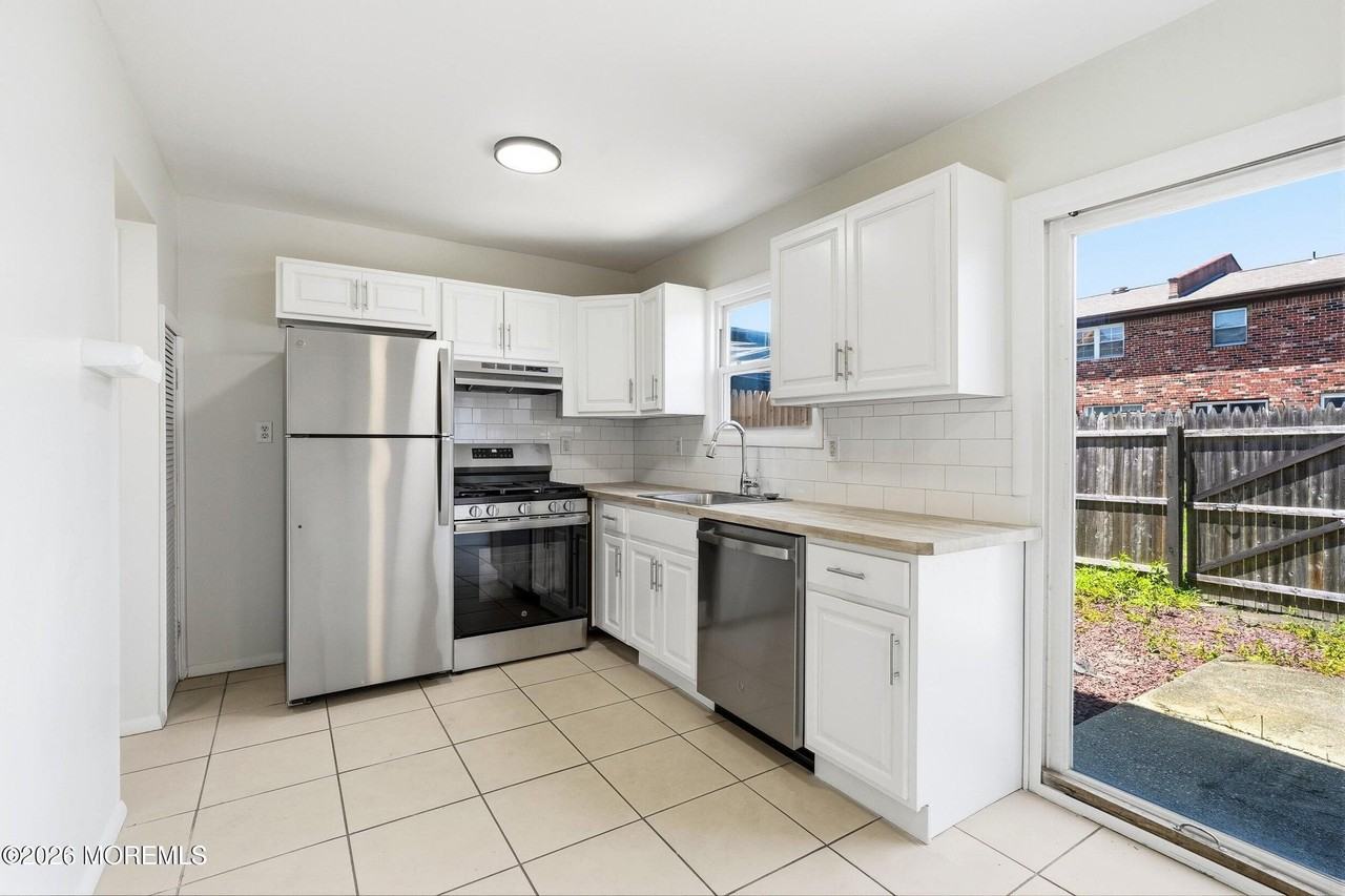 180 Greenwood Loop Rd #180 - Photo 7 of 24