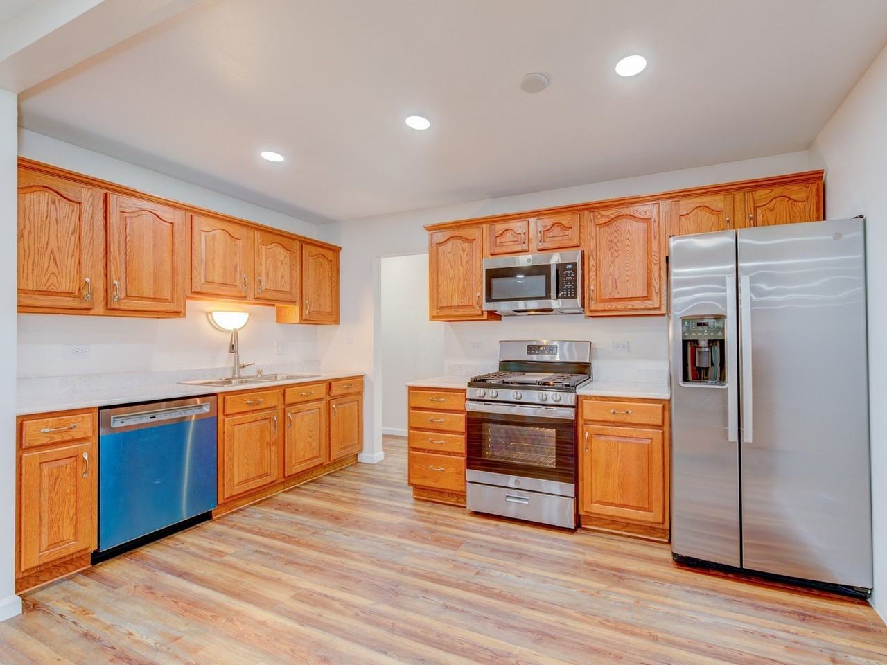 3316 Brookmeade Dr - Photo 6 of 18