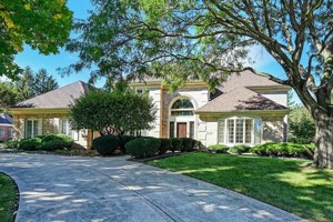 featured image of 6515 Manor Dr