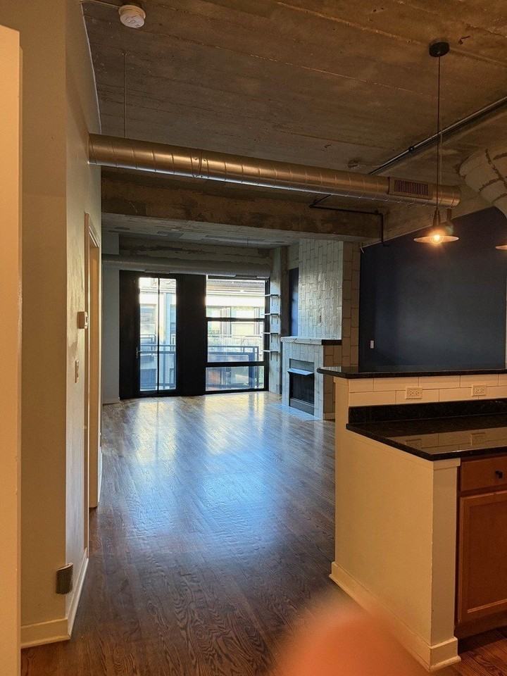 1110 W 15th St #316 - Photo 2 of 18