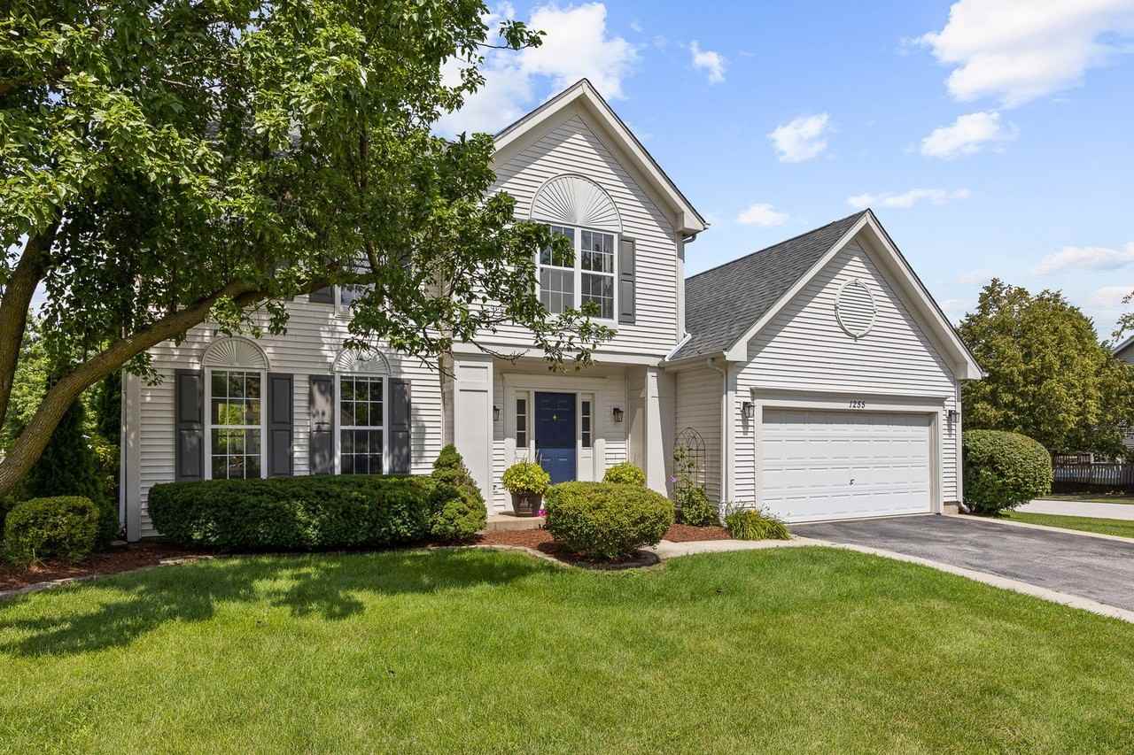 1255 Chicory Ln - Photo 3 of 27